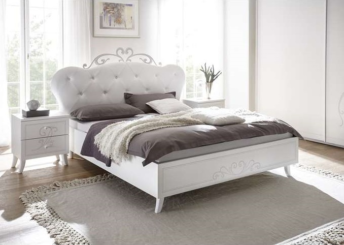 Łóżka do sypialni – Drewniana klasyka